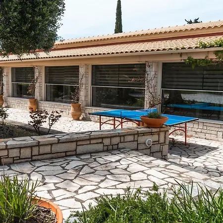 Luxury Aphrodite Villa