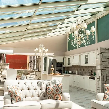 Luxury Aphrodite Villa *