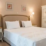 Luxury Aphrodite Άγιος Σπυρίδωνας