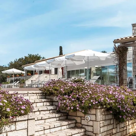 Luxury Aphrodite Villa *